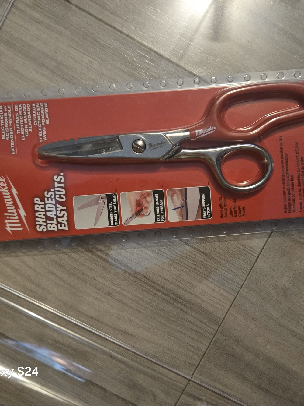 Milwaukee Heavy-Duty Silver Utility Shears - Sharp Stainless Blades